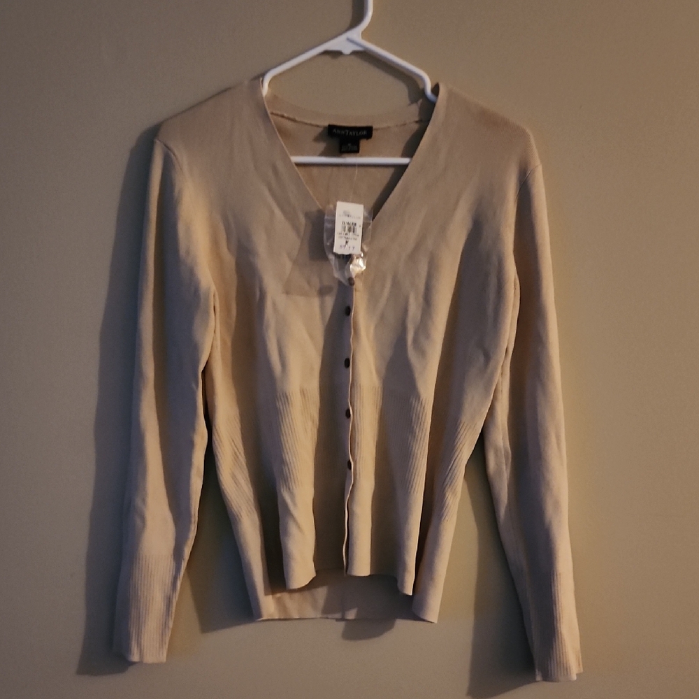 NWT Ann Taylor Taupe V Neck Cardigan Knit Button Up Sweater